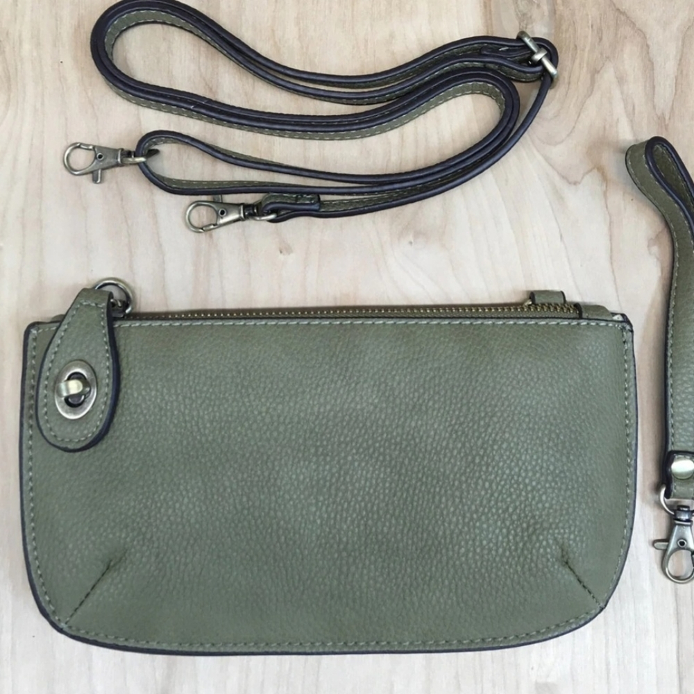 WRISTLET CLUTCH : OLIVE joy